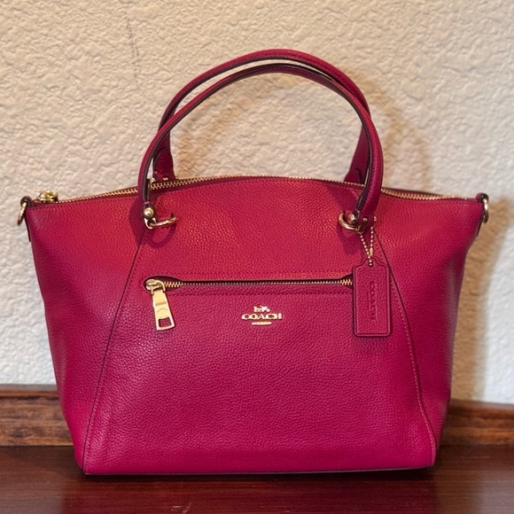 Coach Handbags - Coach Women's Fuchsia Pink Leather Satchel Excellent 💕 Condition